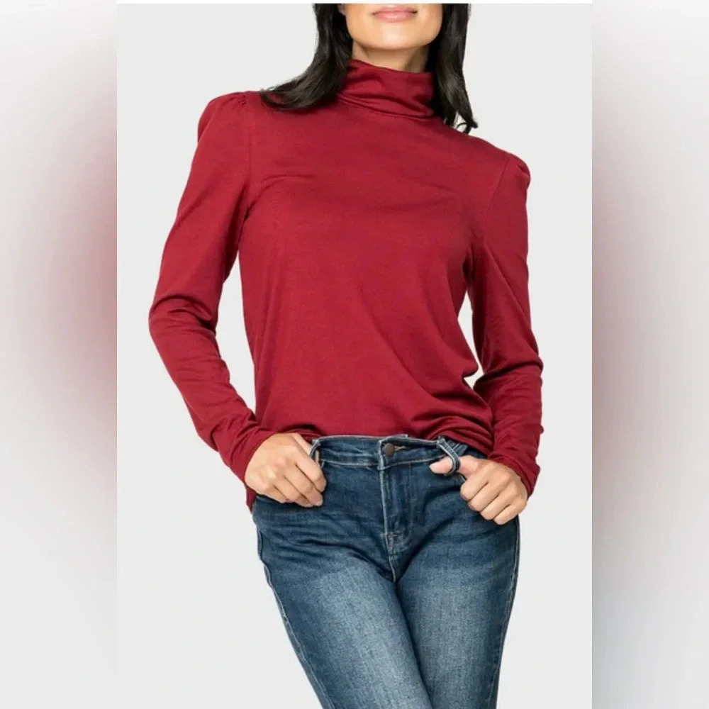 MAKARTHY Turtleneck Soft Sweater Knit Top SZ Medium